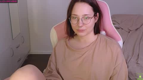 airyhill online show from 11-18-25, 06:01