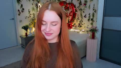 Snapshot of airysilhouette chatting on 02-21-26, 07:26 Louise online show from 02-21-26, 07:26