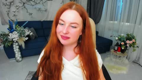 Louise online show from 06-08-26, 04:07