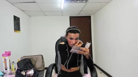 Aisha online show from 04-06-26, 03:15