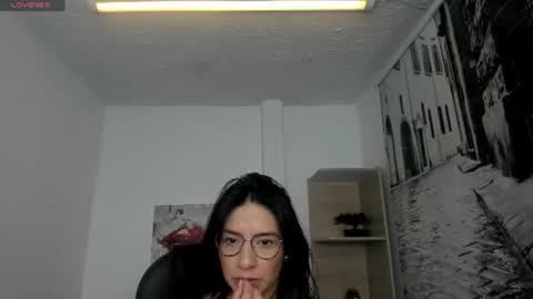 Aisha  online show from 06-11-26, 03:32