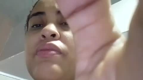 Snapshot of aisha_koswell3 chatting on 07-12-26, 04:31 aisha koswell3 online show from 07-12-26, 04:31