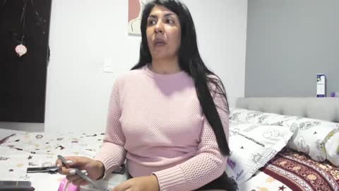 Snapshot of aisha_latina chatting on 02-03-25, 11:36 Katie online show from 02-03-25, 11:36