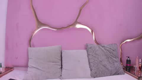 Snapshot of aisha_leenss chatting on 03-10-26, 02:55 Aisha online show from 03-10-26, 02:55