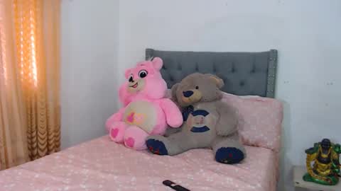 Snapshot of aisha_sex222 chatting on 09-11-25, 07:03 aisha_sex222 online show from 09-11-25, 07:03