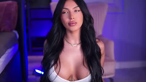 Snapshot of aishaadevoe chatting on 09-12-25, 03:34 Maddy online show from 09-12-25, 03:34