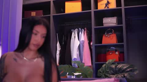 Snapshot of aishaadevoe chatting on 09-20-25, 03:24 Maddy online show from 09-20-25, 03:24