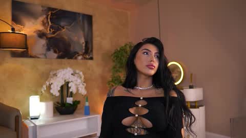 Snapshot of aishaadevoe chatting on 11-06-25, 07:48 Maddy online show from 11-06-25, 07:48