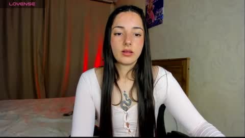 Aisha online show from 06-25-26, 09:19
