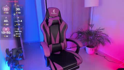 Snapshot of aisharose_ chatting on 03-04-25, 07:01 Aisha online show from 03-04-25, 07:01