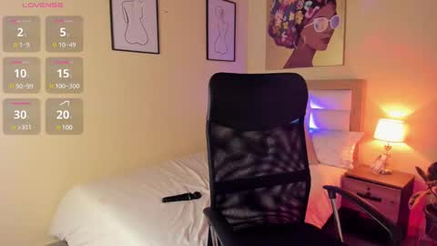Aitana Brown online show from 12-12-24, 01:43