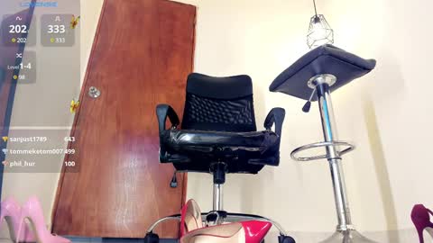  Aitana  online show from 02-10-25, 01:35