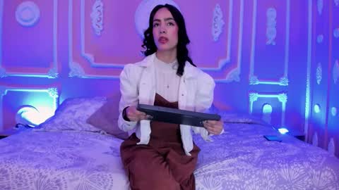 Aitana online show from 11-25-25, 12:05