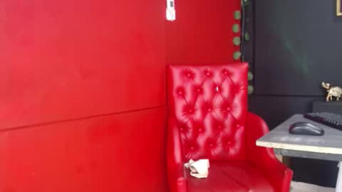 Ahitana Russ online show from 01-10-26, 05:15