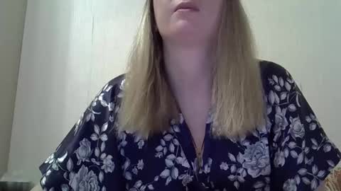 Snapshot of aithnexs chatting on 09-24-25, 10:40 Aithnexs online show from 09-24-25, 10:40