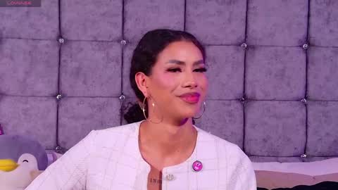 Queen Dumont   online show from 02-24-26, 12:08