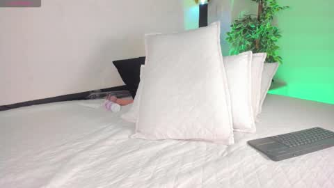   online show from 03-19-26, 12:03