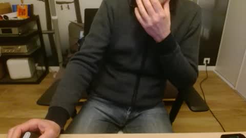 Snapshot of aixcited chatting on 02-07-26, 09:40 aixcited online show from 02-07-26, 09:40