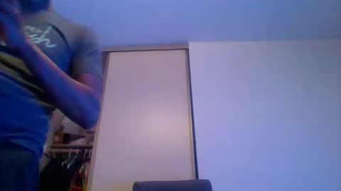 Snapshot of aj297914 chatting on 01-19-26, 12:14 aj297914 online show from 01-19-26, 12:14