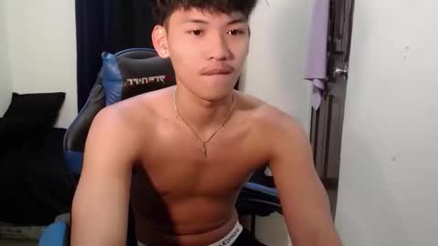 aj_daksxx online show from 04-23-26, 04:09