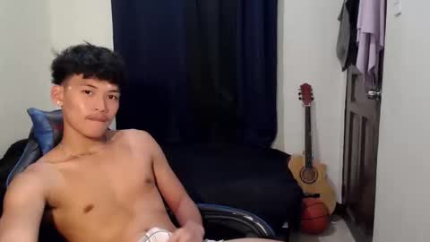 aj_daksxx online show from 05-06-26, 07:02