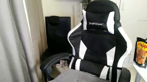 Snapshot of aj_hotshotxxx chatting on 07-01-26, 02:35 AJ online show from 07-01-26, 02:35
