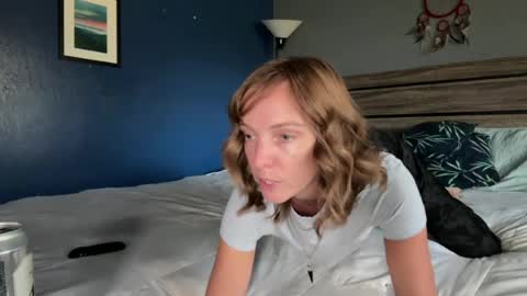 AJ online show from 08-08-26, 09:39