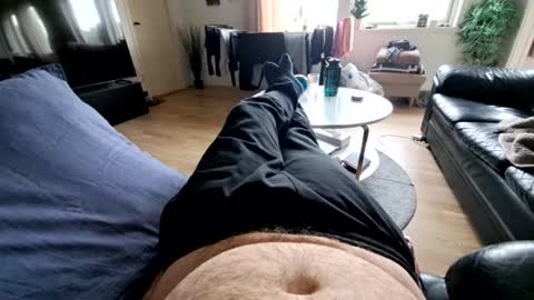 ak_2 online show from 04-17-26, 08:06