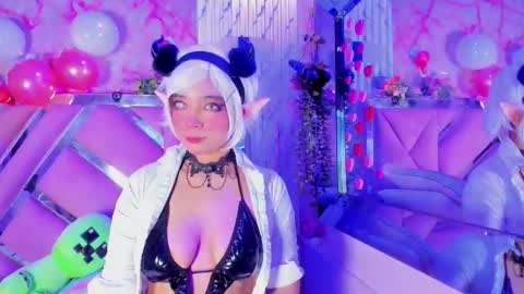 akane hikari  online show from 02-23-26, 04:32