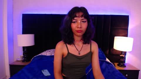 A K A N E  U W U online show from 01-18-25, 03:27