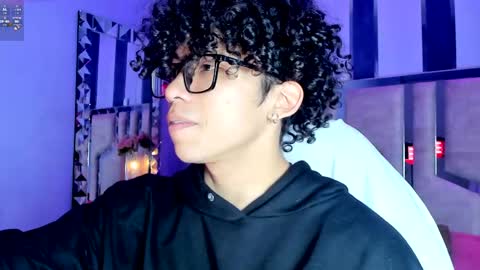 Snapshot of akazaboy chatting on 05-19-26, 05:03 akazaboy online show from 05-19-26, 05:03