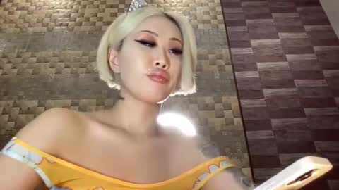 Akemi online show from 03-09-25, 09:36