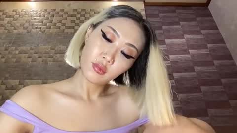 Akemi online show from 09-29-25, 10:03