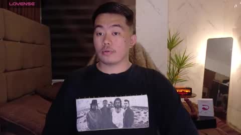 Snapshot of akihiro_morningstar chatting on 01-09-26, 11:13 Dave online show from 01-09-26, 11:13