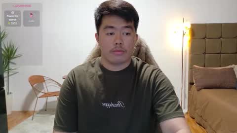 Snapshot of akihiro_morningstar chatting on 03-10-26, 05:34 Dave online show from 03-10-26, 05:34