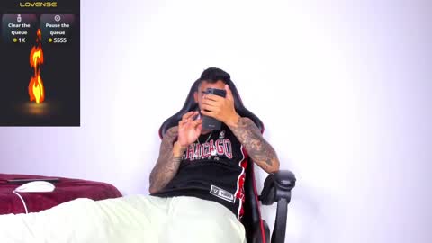 Akira online show from 03-02-25, 01:04