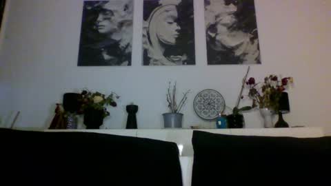 Snapshot of akiramihaela chatting on 07-22-26, 06:32 MIHAELA online show from 07-22-26, 06:32