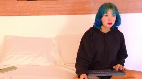 Akira online show from 06-15-26, 11:23