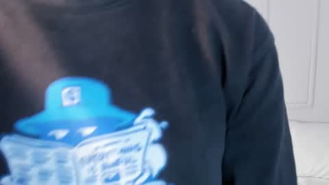 Akira online show from 06-18-26, 11:47