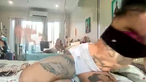 Snapshot of akirazayy chatting on 02-09-26, 06:17 Akira Zay online show from 02-09-26, 06:17