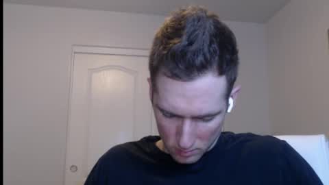 Snapshot of al3xzanderth3gr3at chatting on 02-12-26, 08:31 Alex online show from 02-12-26, 08:31