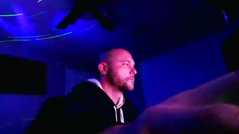 Snapshot of alabamacrazy85 chatting on 01-06-26, 02:37 alabamacrazy85 online show from 01-06-26, 02:37