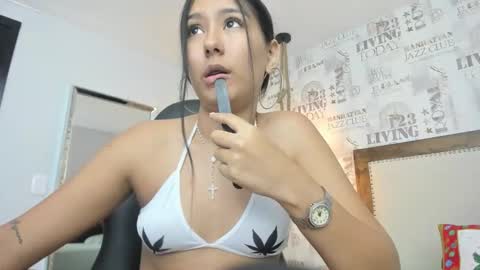  A L A H I A  online show from 12-04-25, 03:16