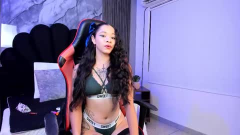 Snapshot of alahyapalmer_ chatting on 09-16-25, 04:57 alahyapalmer_ online show from 09-16-25, 04:57