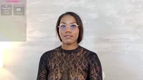 Snapshot of alaia_colins chatting on 06-15-26, 03:09 alaia_colins online show from 06-15-26, 03:09