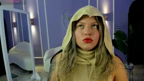 Snapshot of alaia_greyy chatting on 09-24-25, 12:52 Alaia online show from 09-24-25, 12:52