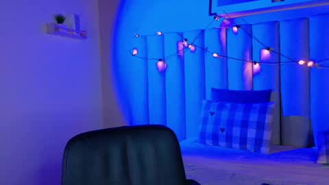  Alaia  online show from 11-17-25, 11:38