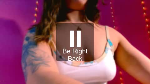 Snapshot of alaiia_rosse chatting on 02-17-26, 01:51 Alaiia online show from 02-17-26, 01:51