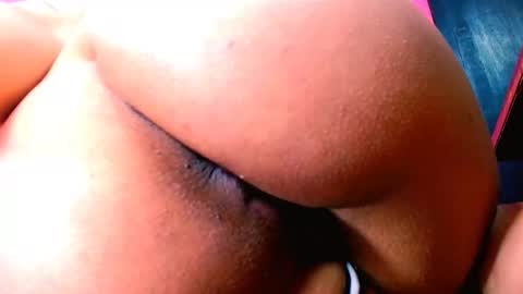 Snapshot of alaiia_rosse chatting on 03-03-26, 09:42 Alaiia online show from 03-03-26, 09:42