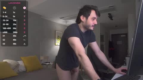 Maxi  online show from 10-22-25, 06:57